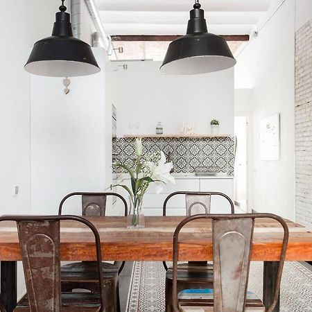 Stylish Apartment With Terrace For Couple Or Family Barcelona Exteriér fotografie