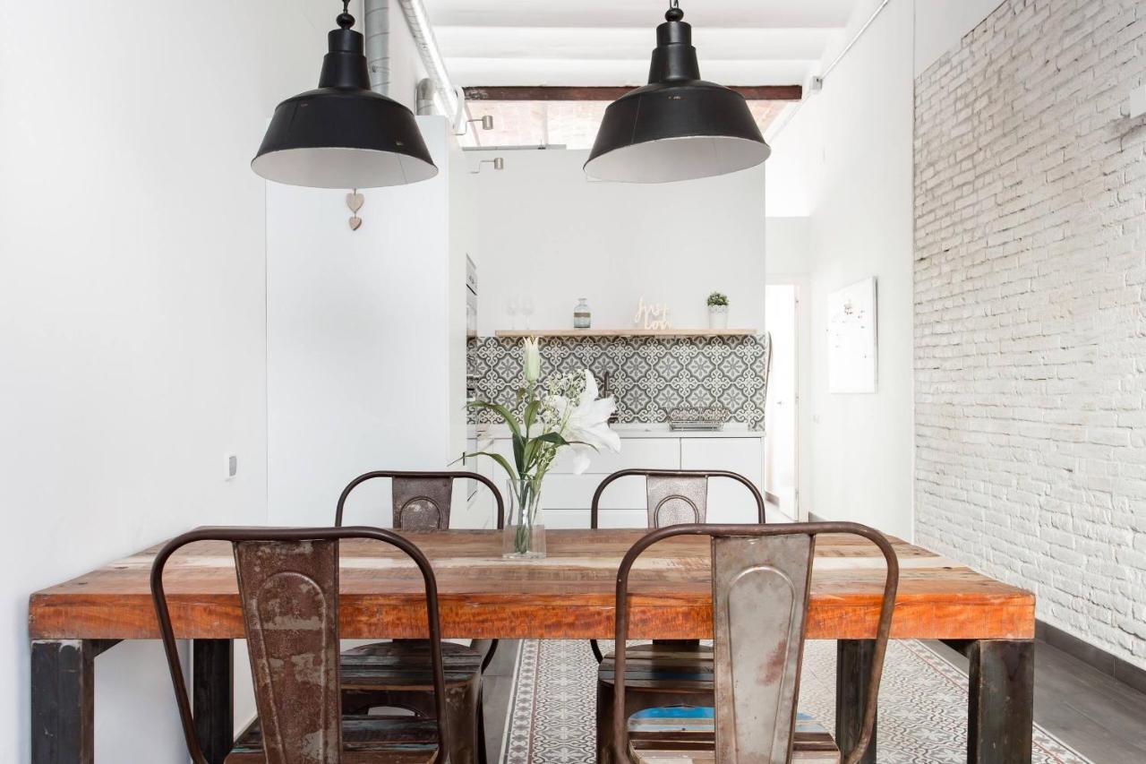Stylish Apartment With Terrace For Couple Or Family Barcelona Exteriér fotografie